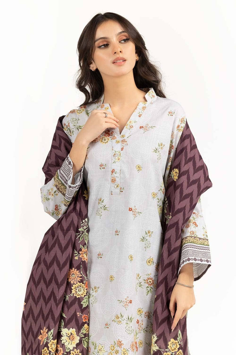 Gul Ahmed   Digital  Khaddar Suit