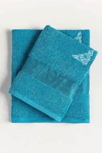 Peacock Combed Dyed Embroidered Towel